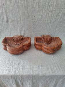 Coppia di acquasantiere in marmo rosso Verona - 25 x 25 cm
