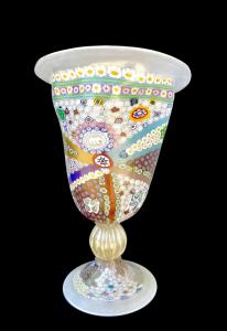 Lampe-Vase aus ummanteltem Glas mit Murrinen-Einsätzen und Blattgold. Marke La Murrina. Deformierte Struktur.