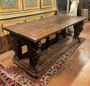 TAV330 - Grande tavolo in legno intagliato, fine XIX secolo, misure cm L 219 x H 84 x P 103