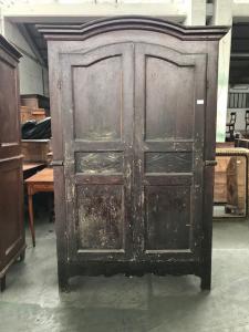 Canted Piedmontese fruit wood wardrobe - Restored (work in progress)_car 1898