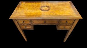 Directory desk