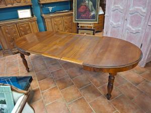 Large extendable oval walnut table - Foto 6