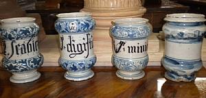 Vasi in maiolica