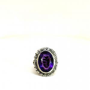 ANELLO IN ORO CON AMETISTA E DIAMANTI