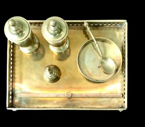 Bronze inkstand-writing set with pierced tray, lion feet and various components. Italy.