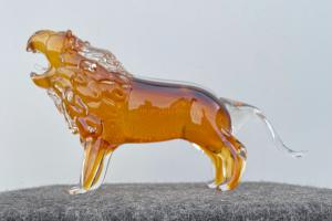 Leone in vetro pesante sommerso con inclusione di ossidi metallici.Cenedese.Murano.