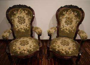 Par de poltronas bergère Luís Filipe em jacarandá maciço