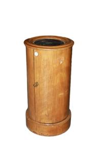 French Cylinder Bedside Cabinet in Blond Mahogany Wood 1800s