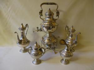 SERVIÇO DE CHÁ E CAFÉ COM SAMOVAR EM PRATA 800 – F.lli Borzoni -