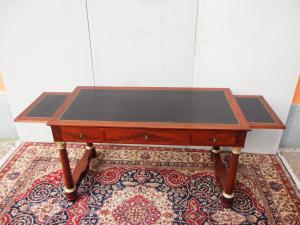 Empire style mahogany desk, 19th century, restored. cm 144xP72xH82, band height cm 66