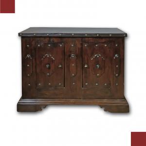 CREDENZA EMILIANA CON BULLONI FINE XVI-INIZI XVII SECOLO
