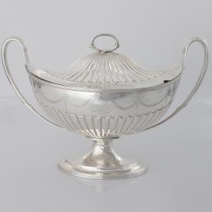 Soprana e coperchio in argento sterling Giorgio III, Paul Storr, Londra, 1813