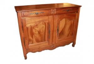 Credenza 2 porte francese in legno di noce stile Provenzale con motivo di intaglio XIX secolo