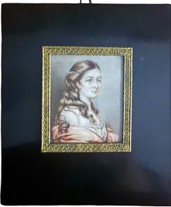 Miniatura olio su avorio raffigurante figura femminile.