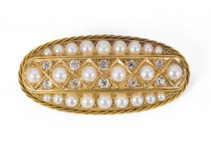 Gold brooch with antique-cut diamonds and pearls, early 20th century