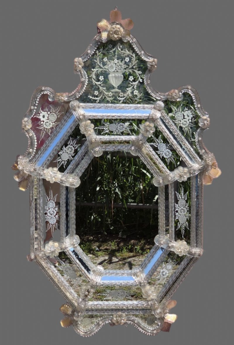 Large Venetian mirror in engraved and cut Murano glass, 1950s