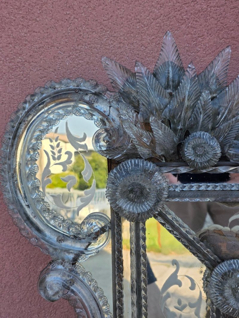 Large Venetian mirror in engraved and blown Murano glass - Foto 6