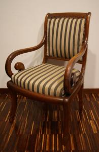 Beautiful French mahogany armchair from the 1800s, Directoire style, with striped fabric.