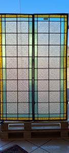 Coppia vetri cattedrale dipinti rilegati a piombo dei primi del '900 45x141 cm