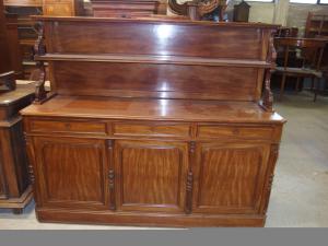 CREDENZA A TRE PORTE IN MOGANO EPOCA 800 cm L202xP60xH100 Totale H 168