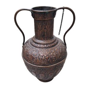 Prächtige Kupfervase mit zwei Henkeln und Prägung
