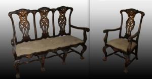 Sala de estar com 2 poltronas e 1 sofá do início de 1800, estilo Chippendale espanhol dourado.