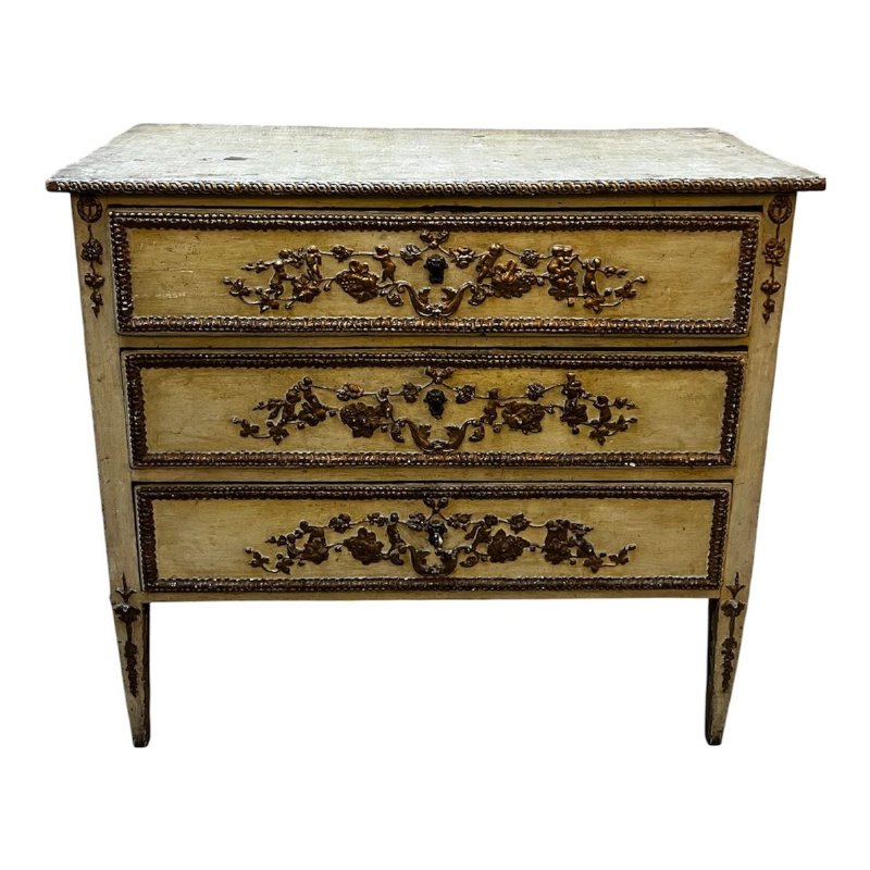 Painted wooden chest of drawers