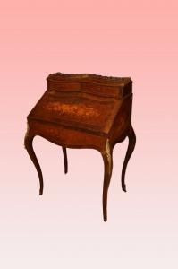 Inlaid tilting desk with raised section from the 1800s, Louis XV style.