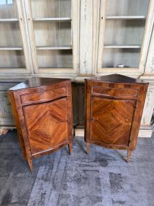 Eckschränke im Paar 62 × 38 × 100 1H Ecke 44