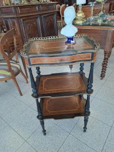Napoleon III table