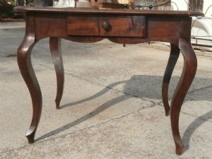 Rectangular table