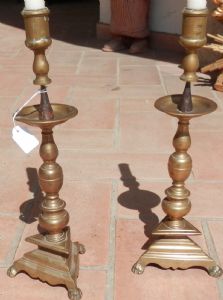 Par de castiçais de bronze