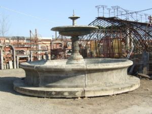FONTANA DA CENTRO IN PIETRA DI RECUPERO COMPLETA