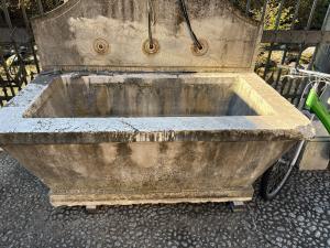stone tub
