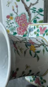 Par de vasos de porcelana
