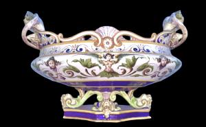 Vaso Centrotavola in maiolica traforata a base ottagonale con decoro a raffaellesche.Manifattura Ginori.