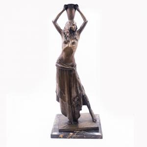 Giuseppe Siccardi, "Orientalische Wasserträgerin", Bronze, 20. Jahrhundert