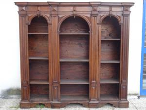 Libreria a giorno in noce massello fine 1800 fatta con materiale antico Piemonte