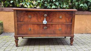 Antique two-drawer commode veneered in walnut and briar