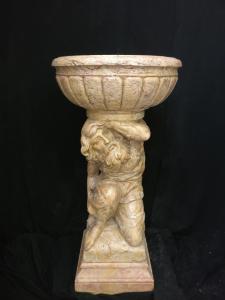 Magistrale Acquasantiera in Marmo Lumachella - Gobbo Veneziano - Venezia - H 112 cm