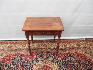 SMALL WALNUT WRITING DESK WITH DRAWER, 19th CENTURY - L73xD52xH75 cm