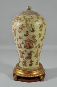 Vaso in terracotta e legno laccato decorato ad arte povera, Piemonte metà secolo XVIII