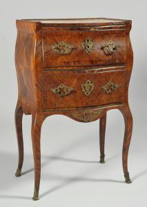 Louis XV bedside table with a curved shape, violet wood veneered, Sicily, mid-18th century