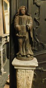 dars374 - kleine Holzstatue, B 27 x H 75 cm