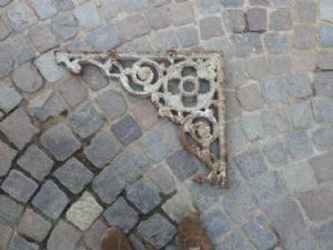 Cast iron brackets