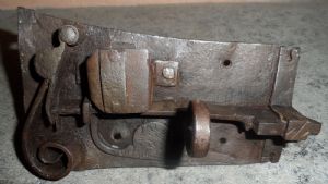 Funktionierendes antikes piemontesisches Schloss