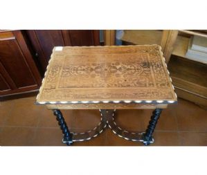 Antico e bellissimo tavolino a torciglione intarsiato_car 239