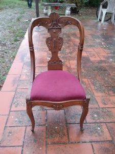 4 gondola-shaped walnut chairs, legal warranty