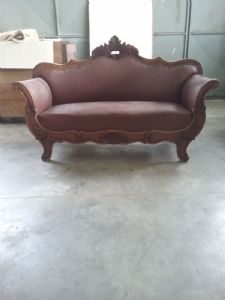 Walnut gondola sofa l175xp59xh108 statutory warranty