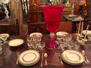 MAGNIFICO SERVIZIO DA 12 IN PORCELLANA ROSENTHAL CON DECORI IN ORO ZECCHINO - inizi del NOVECENTO